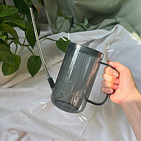 Пластикова лійка з довгим носиком